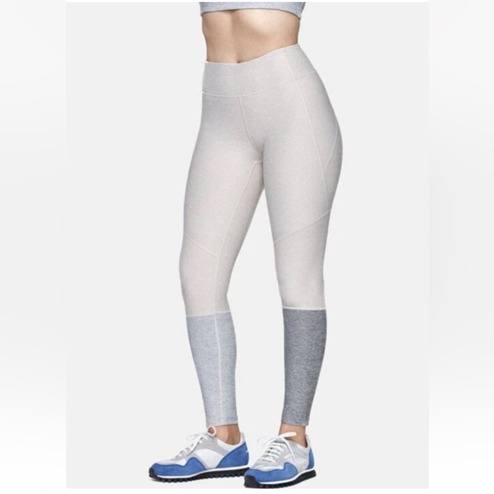 Outdoor Voices Dipped 7/8 Leggings Oatmeal Dove Ash Colorblock M